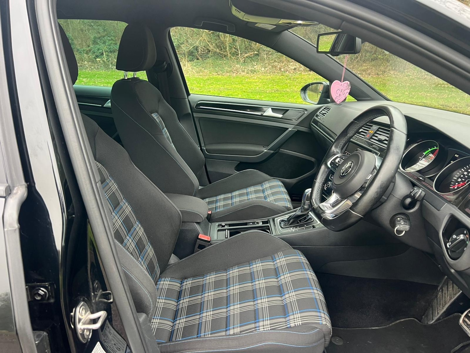 Used Volkswagen Golf 2015 for sale - 77993998: Photo 10