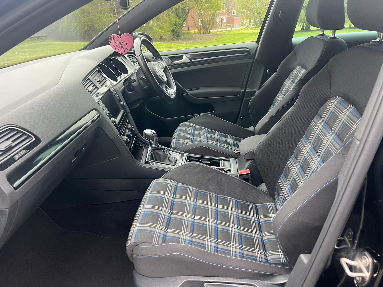 Used Volkswagen Golf 2015 for sale - 77993998: Photo 12