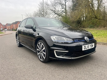Used Volkswagen Golf 2015 for sale - 77993998: Photo