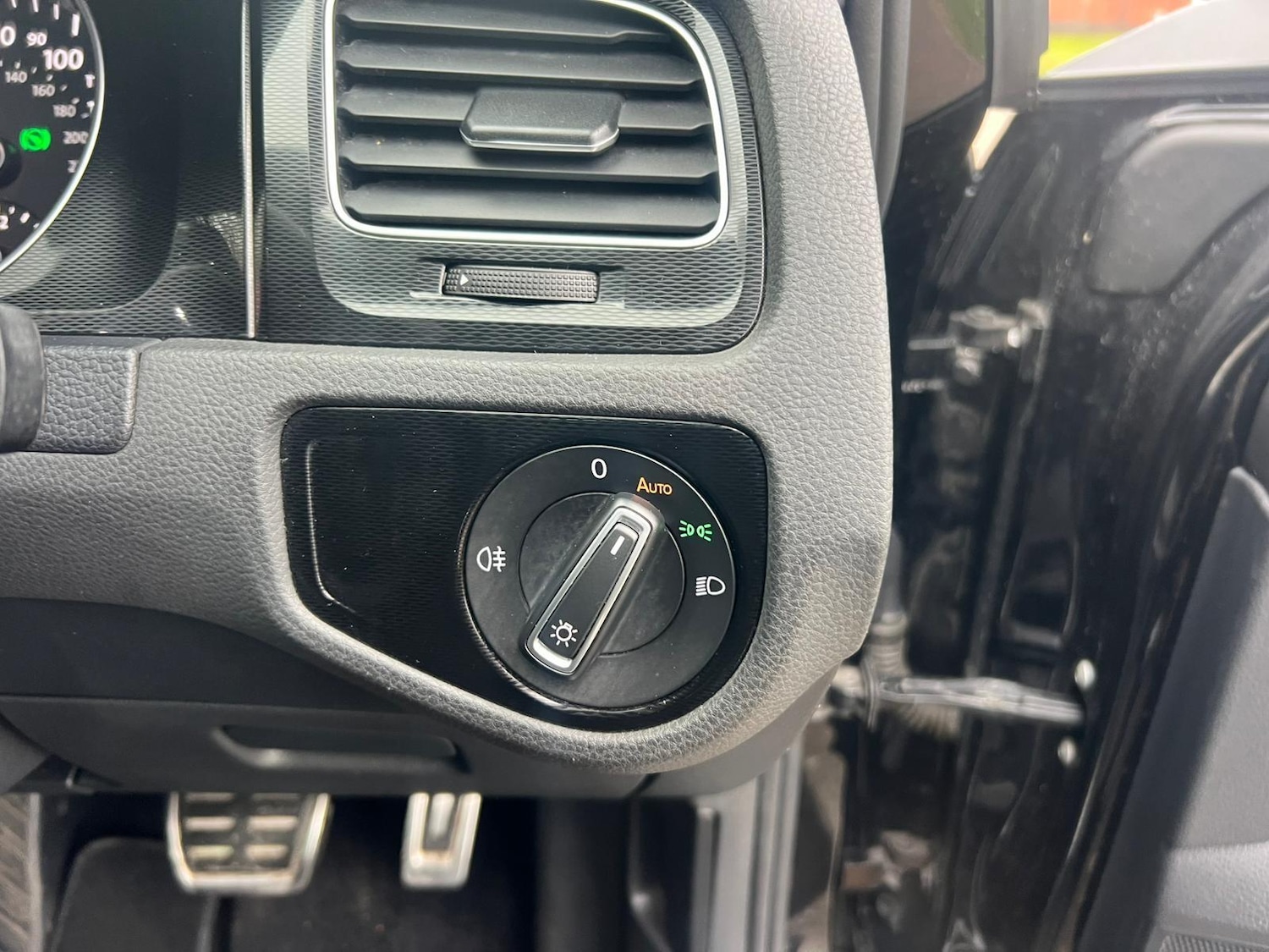 Used Volkswagen Golf 2015 for sale - 77993998: Photo 21