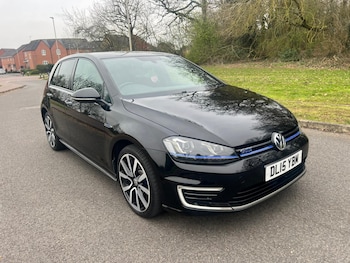 Used Volkswagen Golf 2015 for sale - 77993998: Photo