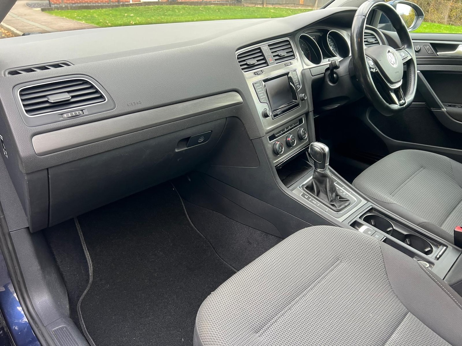 Used Volkswagen Golf 2013 for sale - 76382574: Photo 10