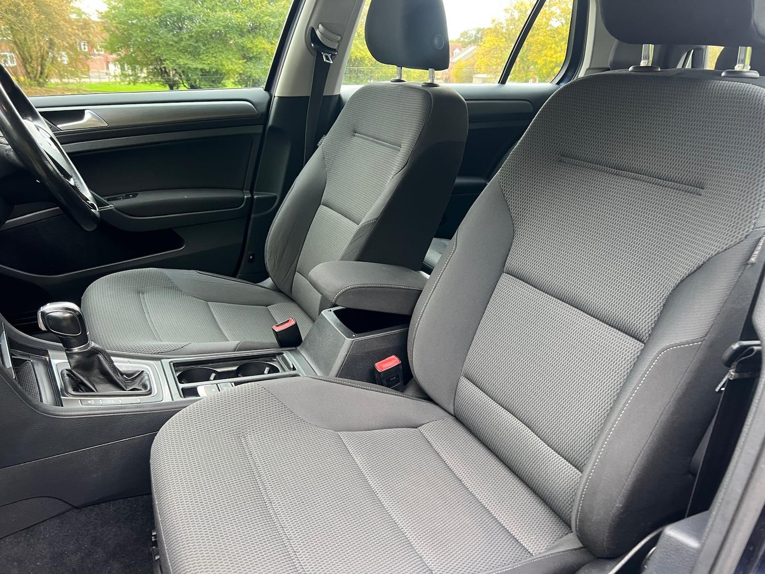 Used Volkswagen Golf 2013 for sale - 76382574: Photo 12