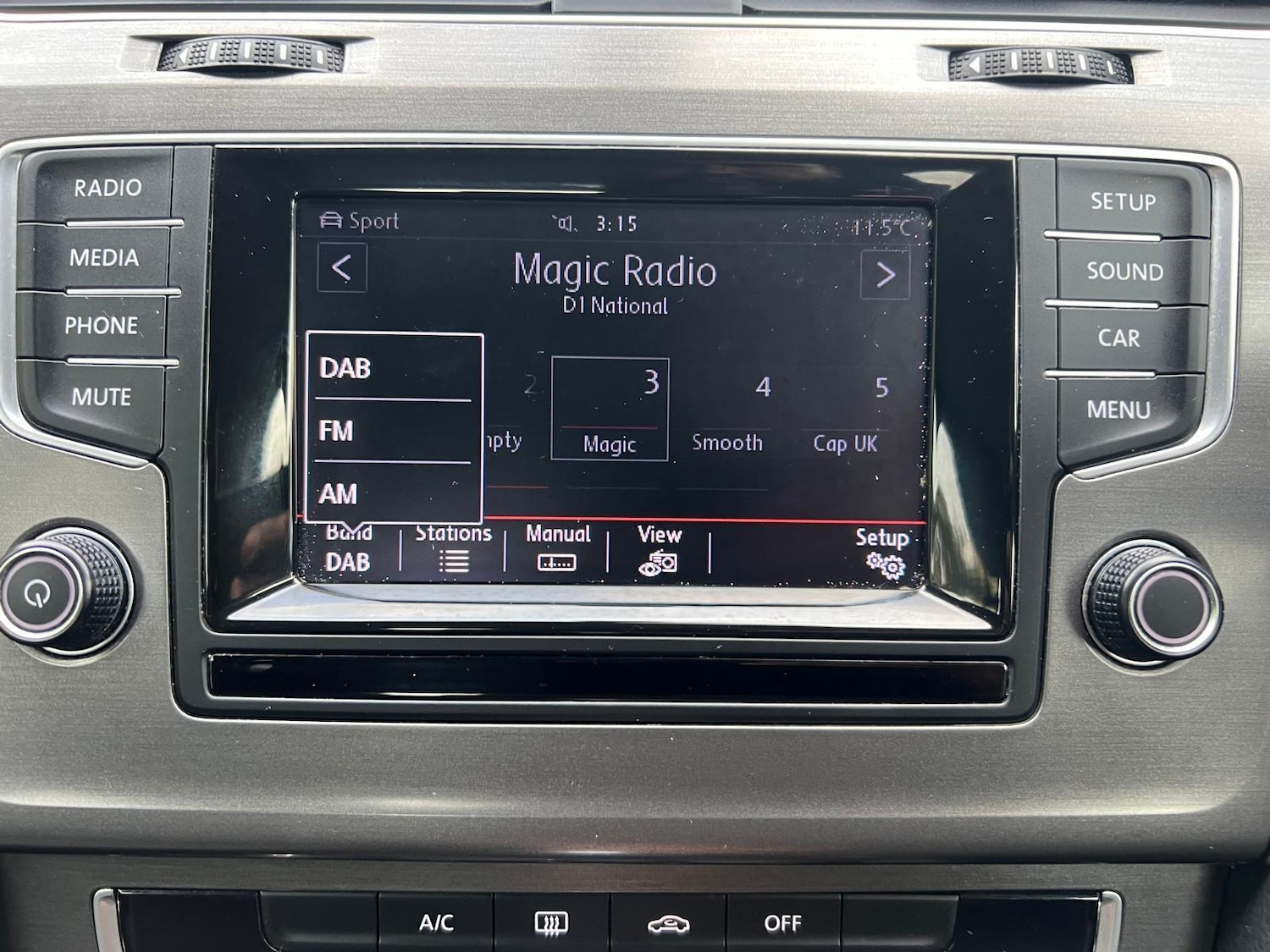 Used Volkswagen Golf 2013 for sale - 76382574: Photo 21