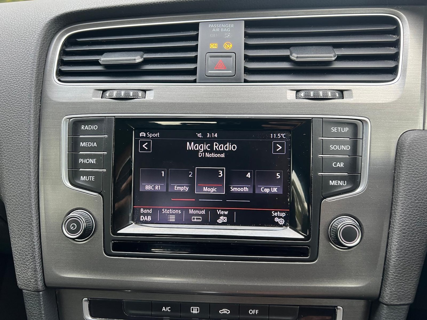 Used Volkswagen Golf 2013 for sale - 76382574: Photo 22