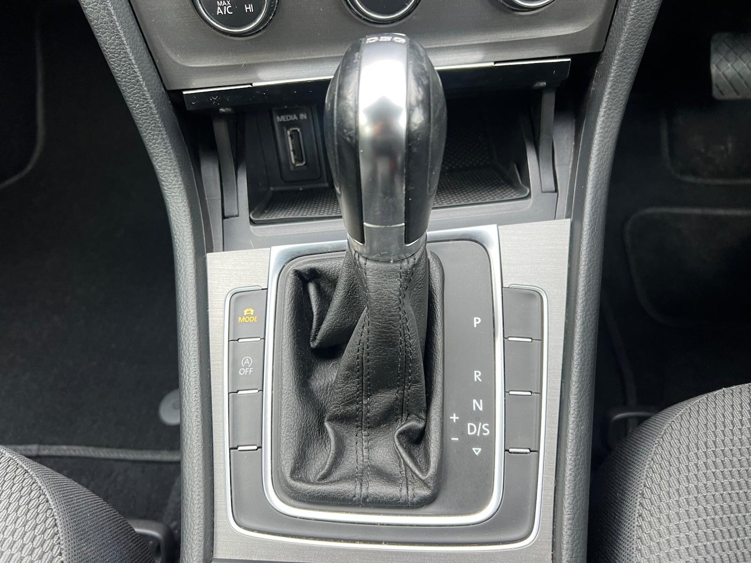 Used Volkswagen Golf 2013 for sale - 76382574: Photo 23