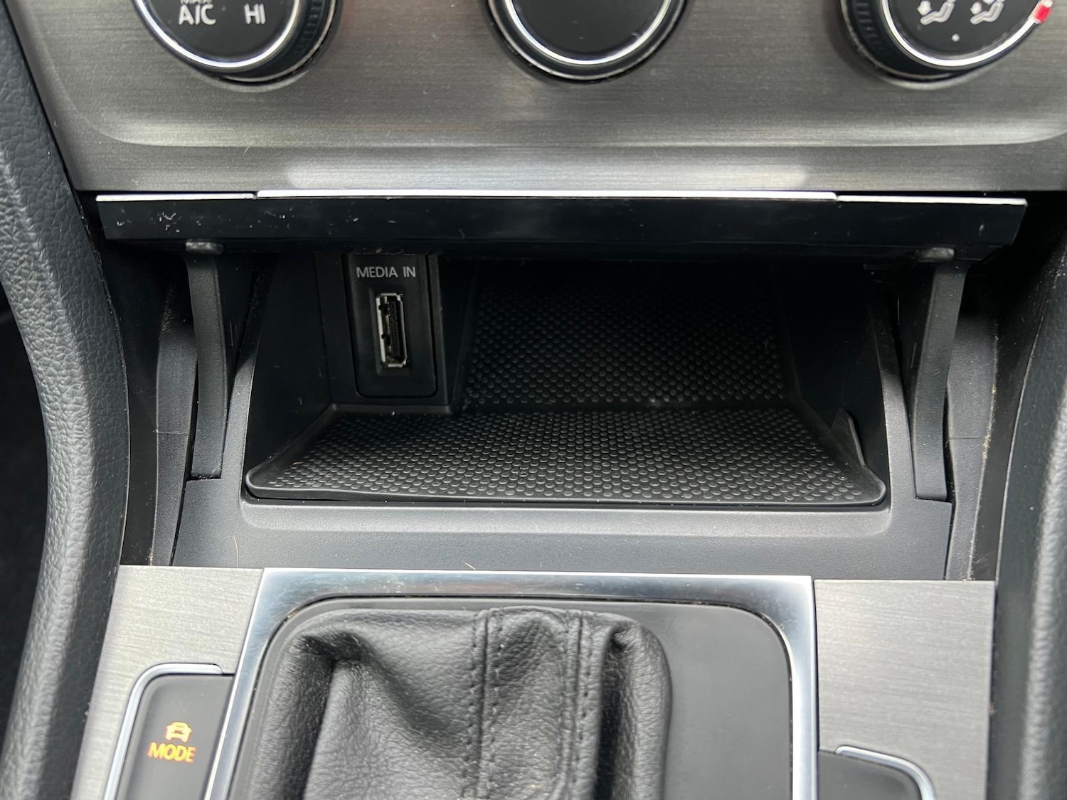 Used Volkswagen Golf 2013 for sale - 76382574: Photo 24