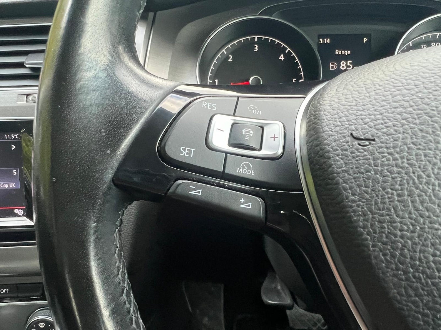 Used Volkswagen Golf 2013 for sale - 76382574: Photo 25