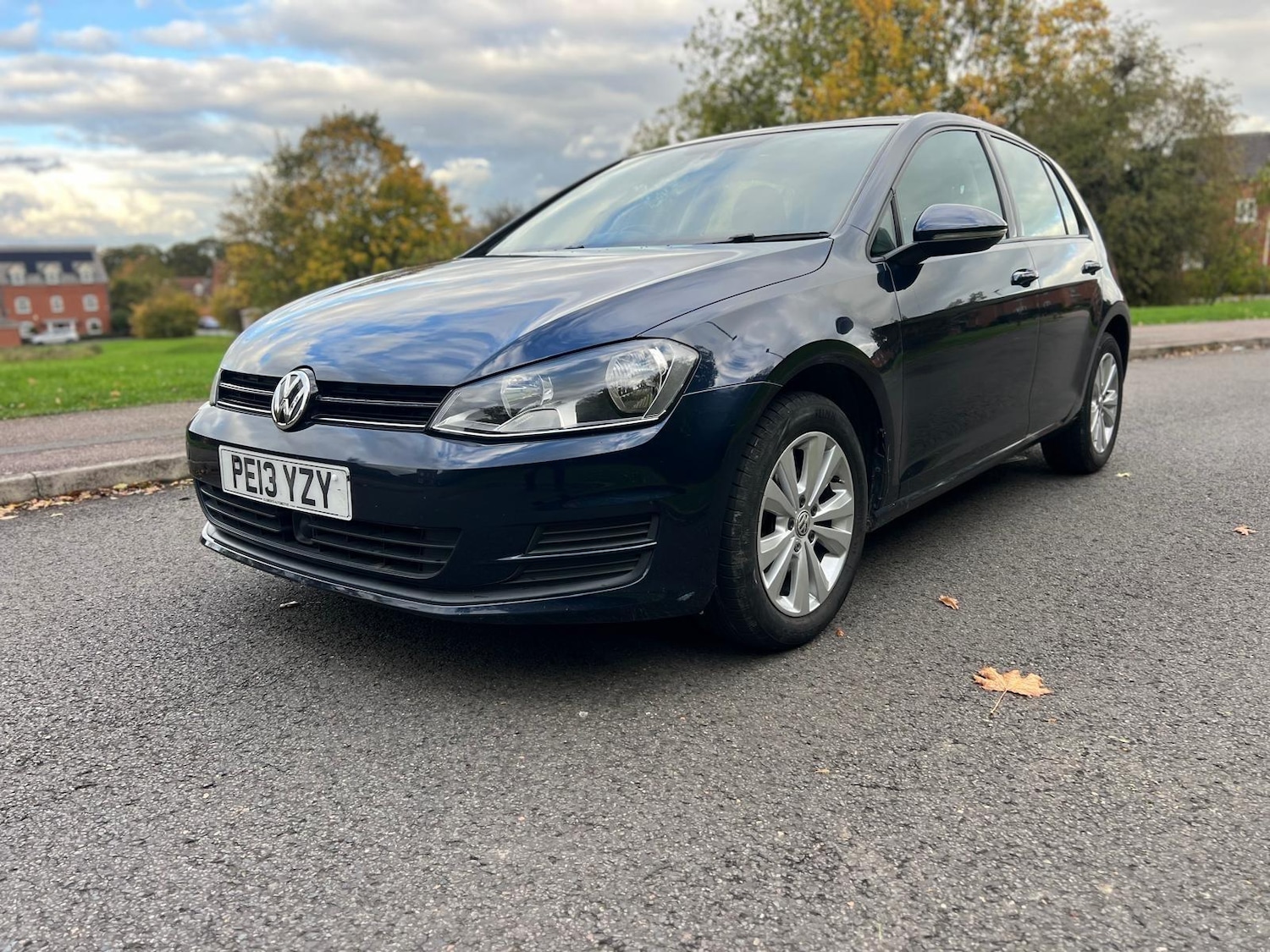 Used Volkswagen Golf 2013 for sale - 76382574: Photo 3