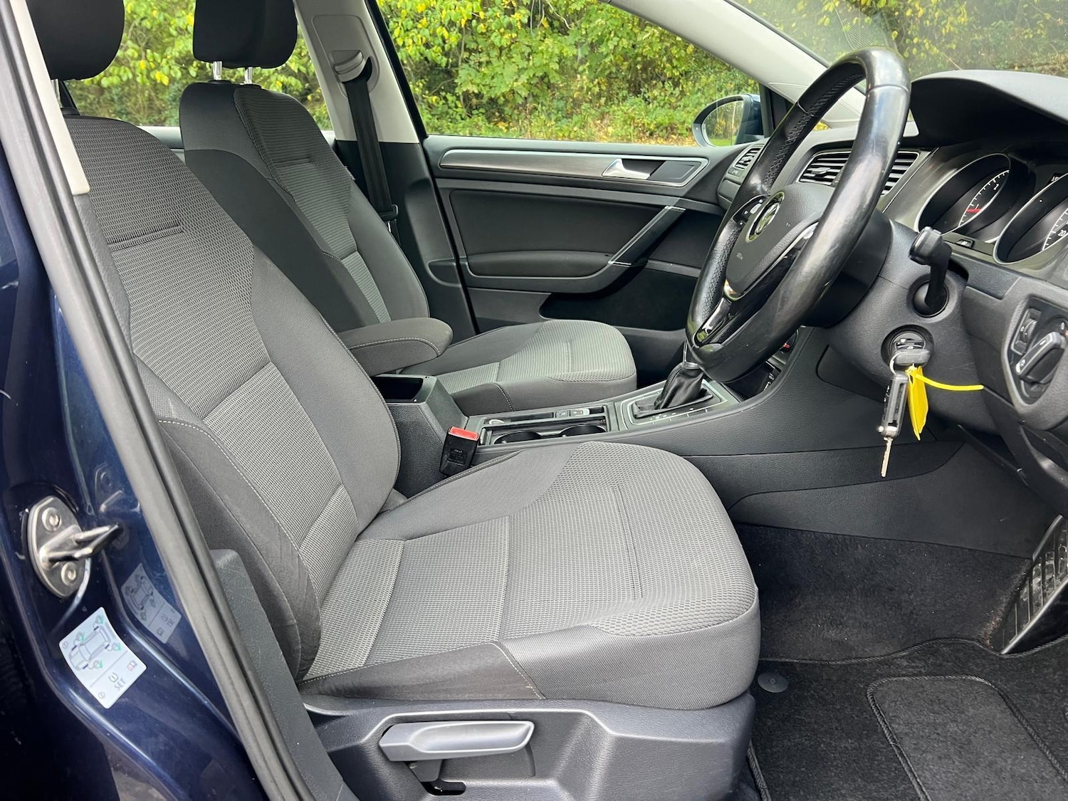 Used Volkswagen Golf 2013 for sale - 76382574: Photo 8