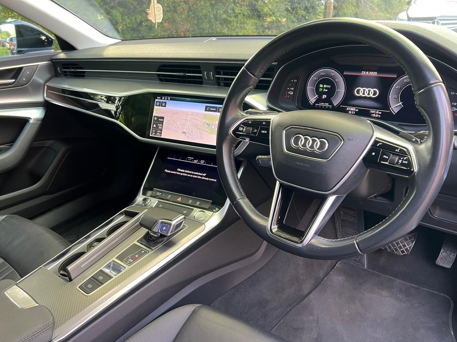 Used Audi A6 Saloon 2021 for sale - 76382582: Photo 17