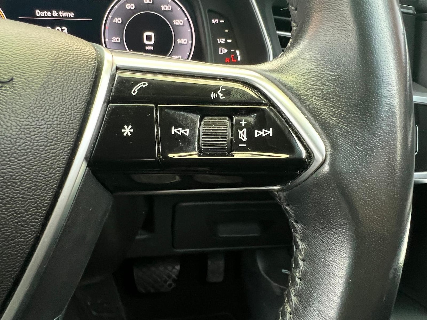 Used Audi A6 Saloon 2021 for sale - 76382582: Photo 25