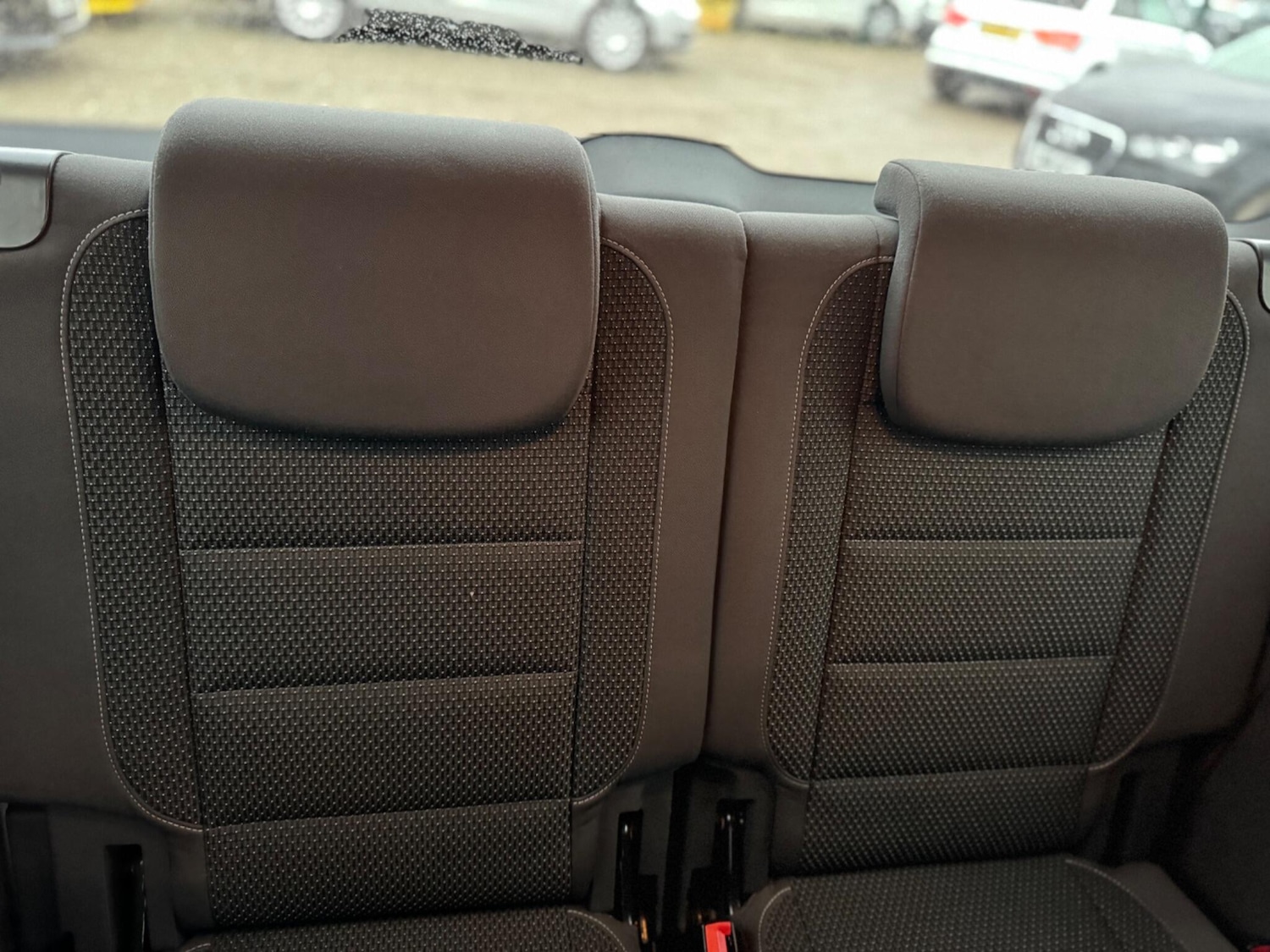 Used Volkswagen Touran 2011 for sale - 77684308: Photo 13