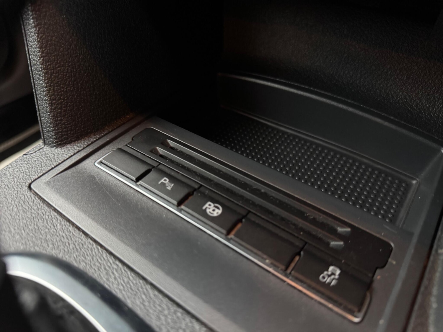 Used Volkswagen Touran 2011 for sale - 77684308: Photo 26