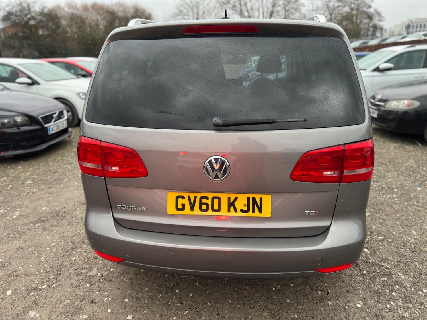 Used Volkswagen Touran 2011 for sale - 77684308: Photo 5
