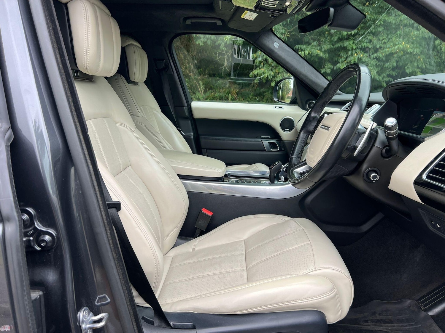 Used Land Rover Range Rover Sport 2018 for sale - 76989741: Photo 10