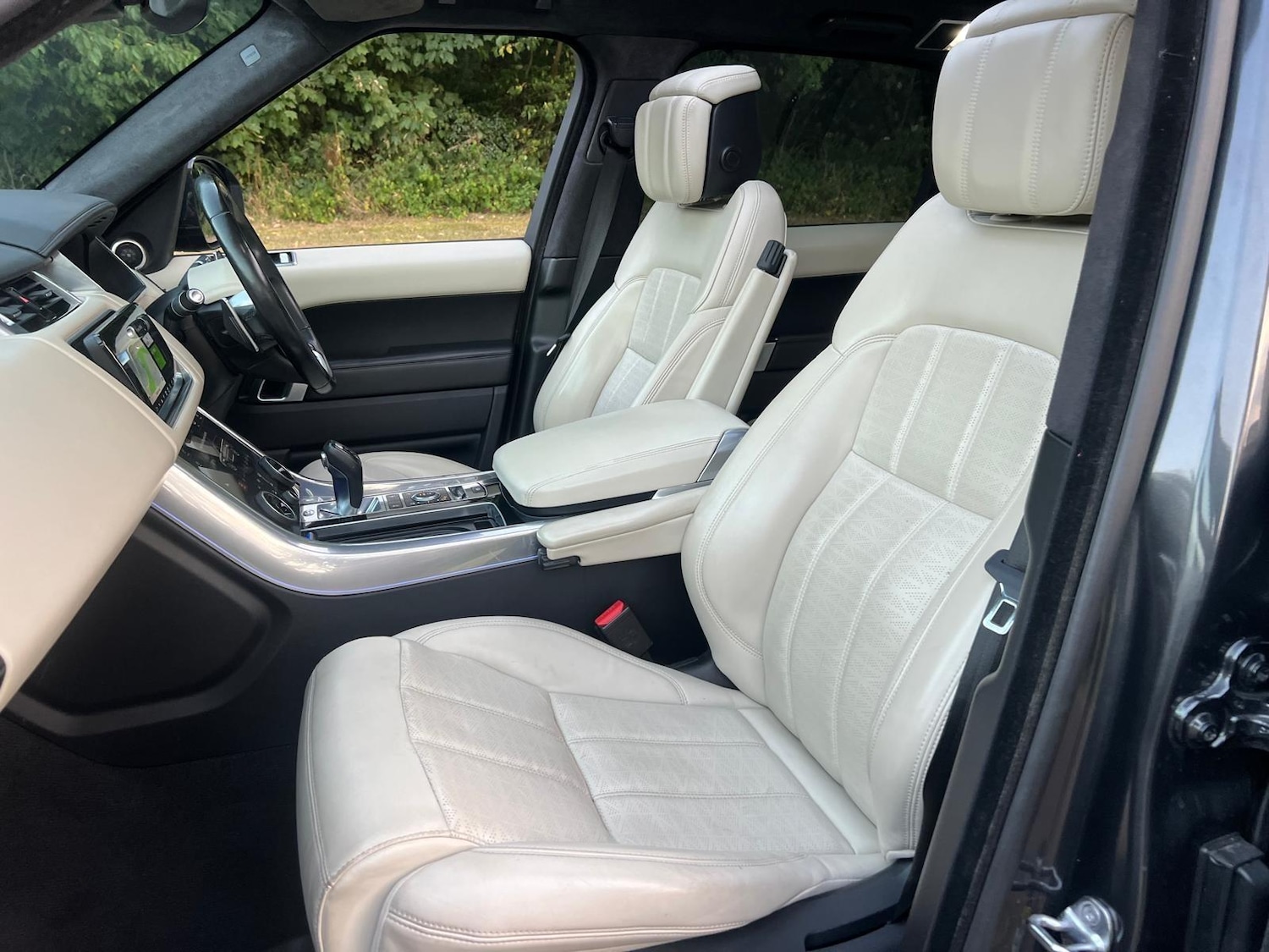 Used Land Rover Range Rover Sport 2018 for sale - 76989741: Photo 13