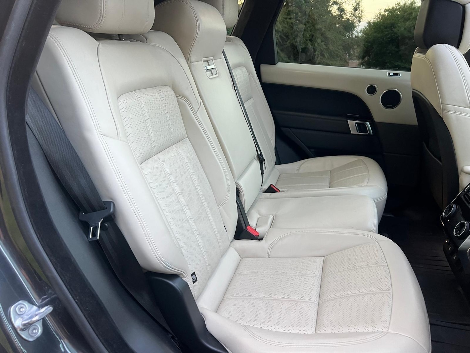 Used Land Rover Range Rover Sport 2018 for sale - 76989741: Photo 14