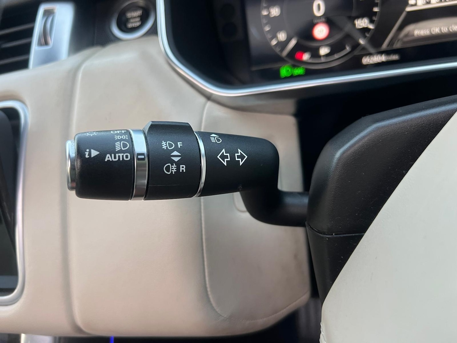 Used Land Rover Range Rover Sport 2018 for sale - 76989741: Photo 33