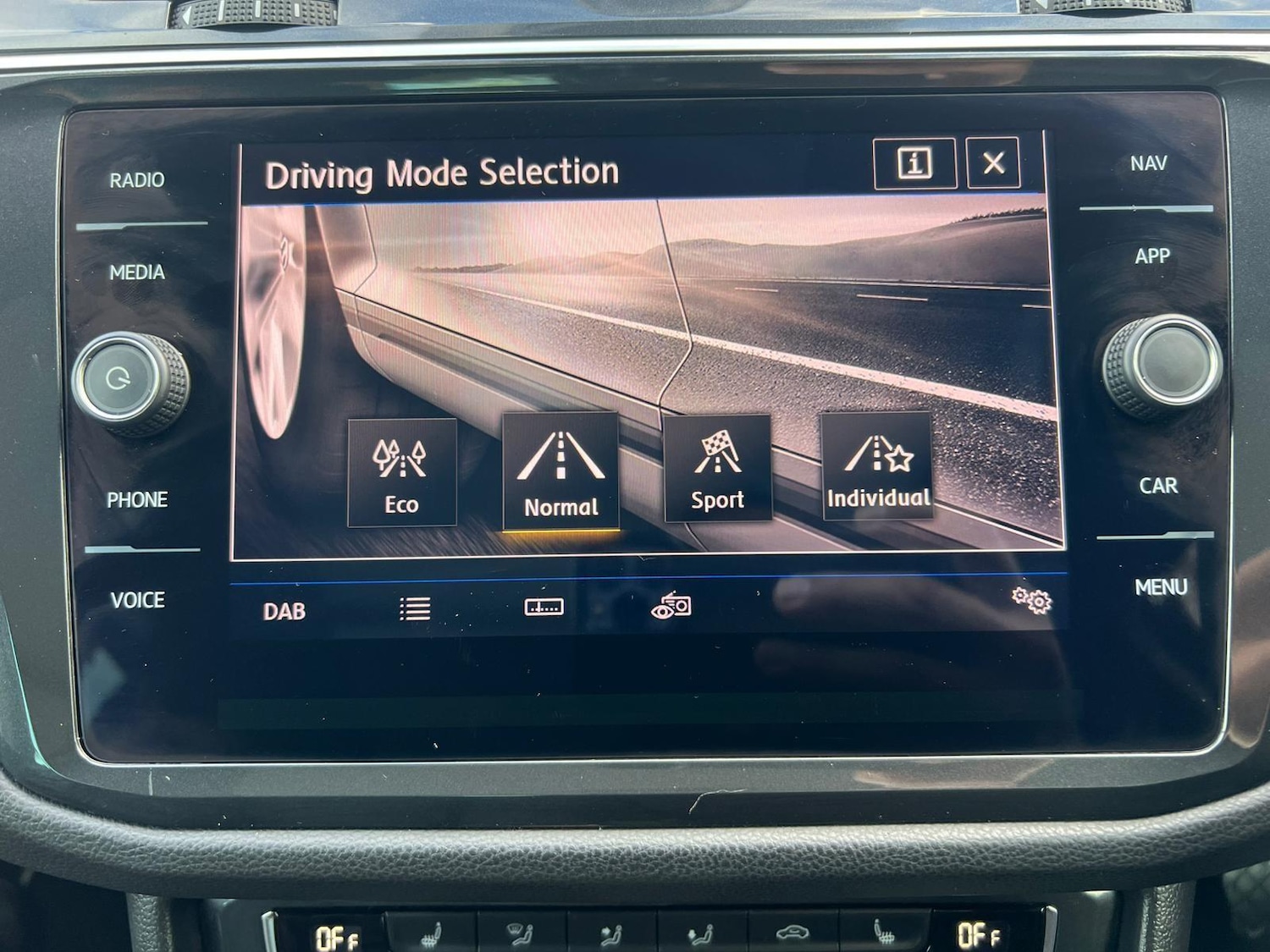 Used Volkswagen Tiguan 2019 for sale - 76995917: Photo 26