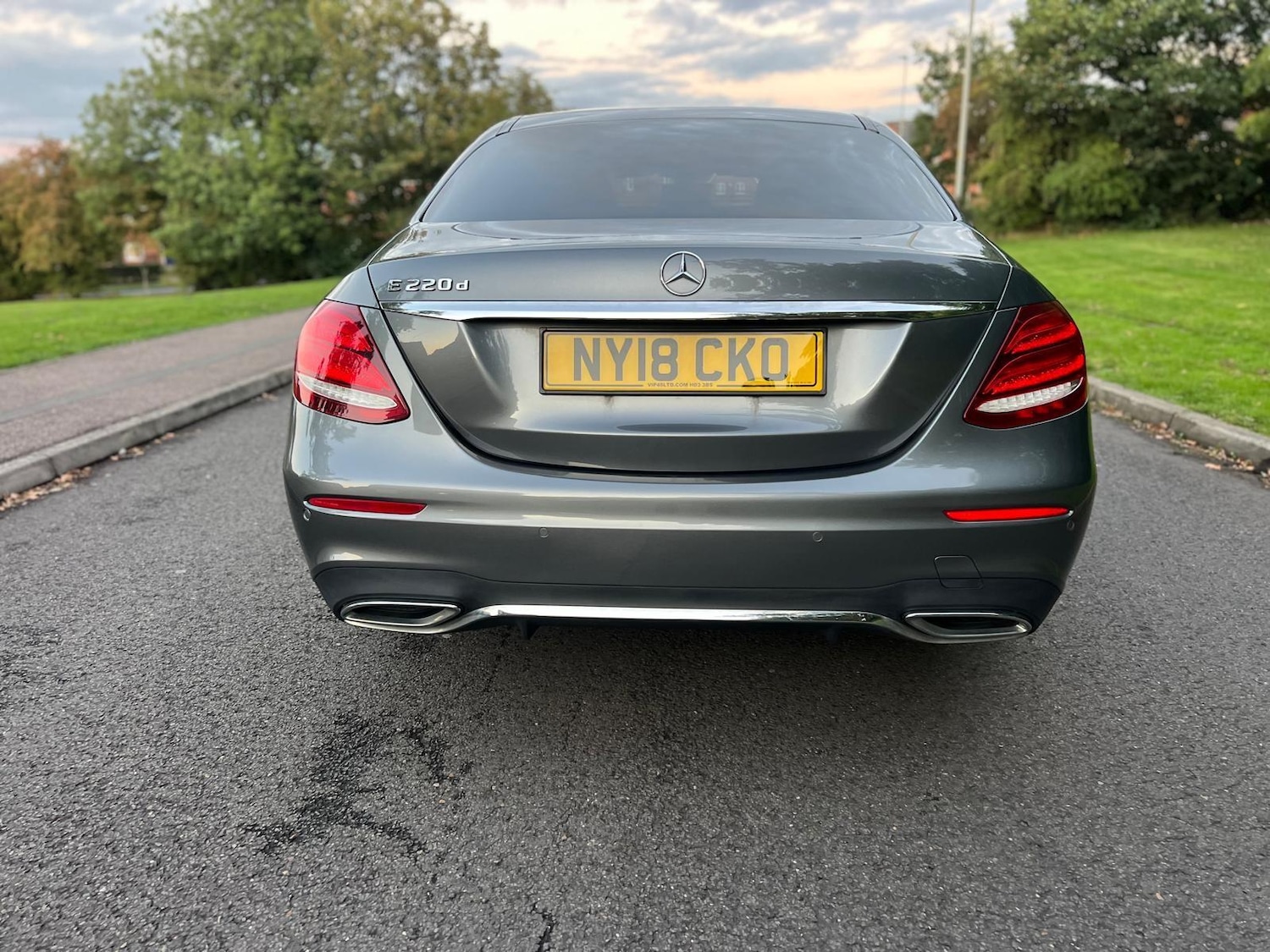 Used Mercedes-Benz E Class for sale - 76997571: Photo 5