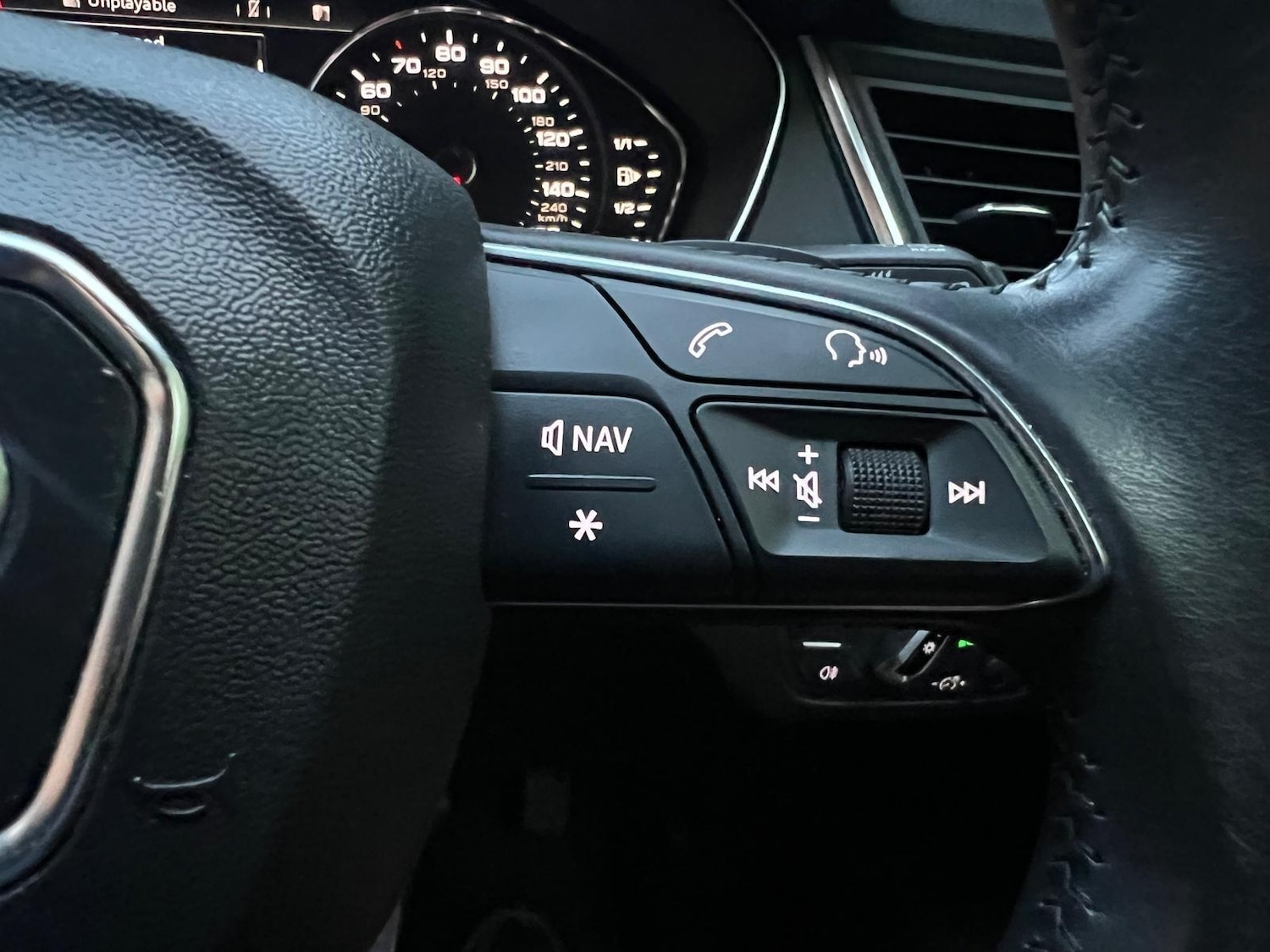 Used Audi Q5 2018 for sale - 76987680: Photo 22