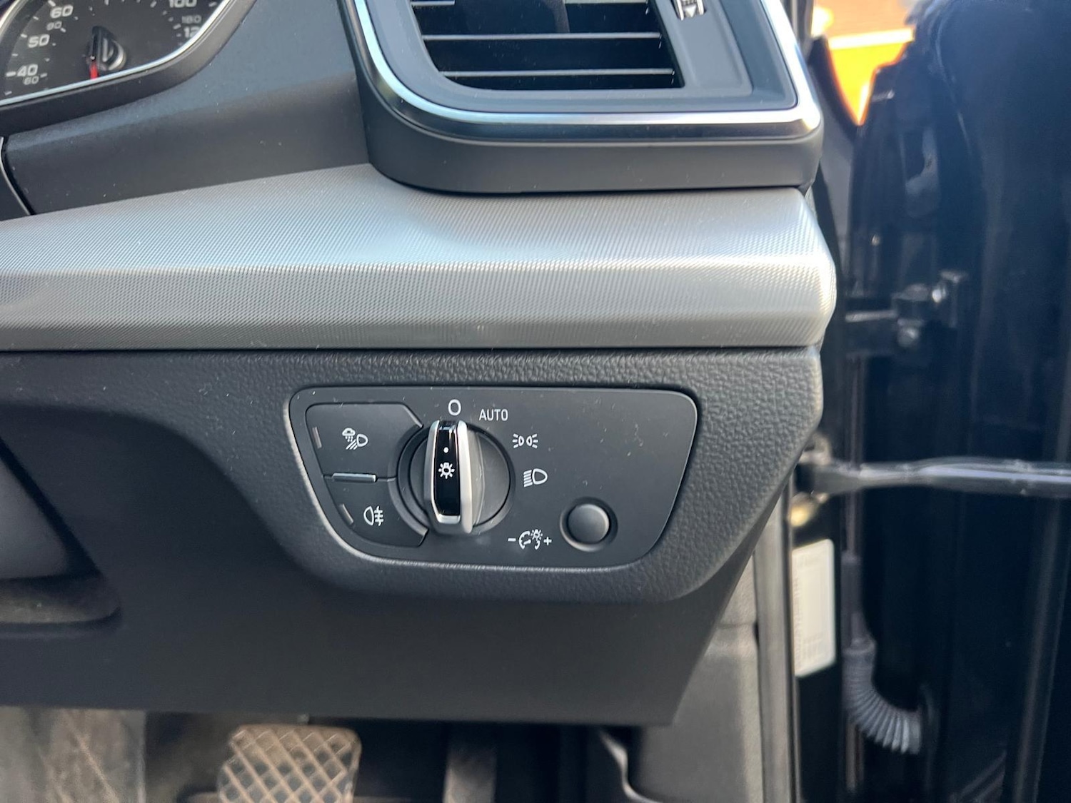 Used Audi Q5 2018 for sale - 76987680: Photo 28