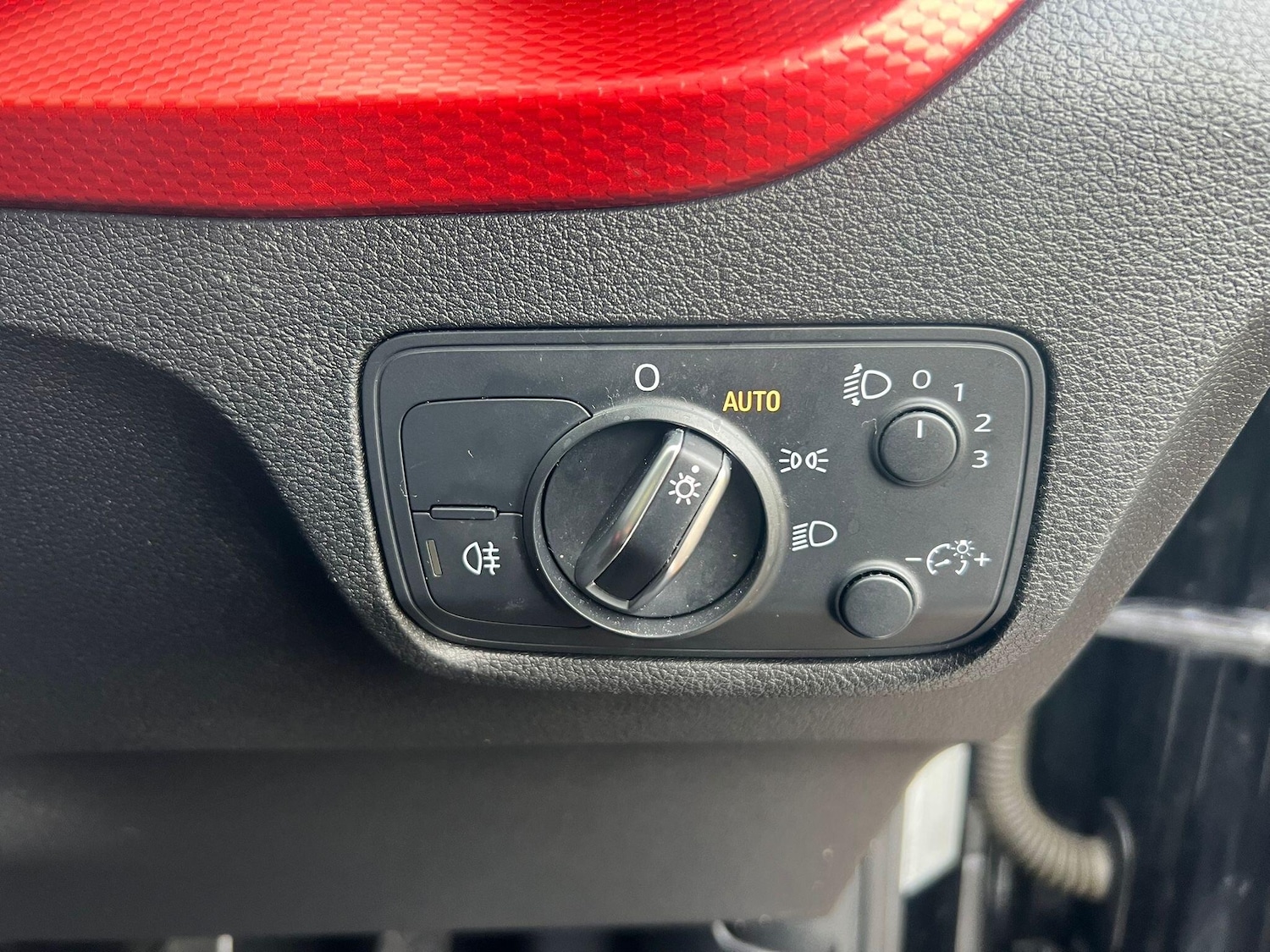 Used Audi Q2 2017 for sale - 76499301: Photo 29