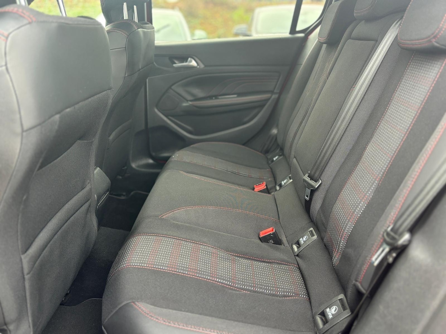 Used Peugeot 308 2017 for sale - 76887409: Photo 13