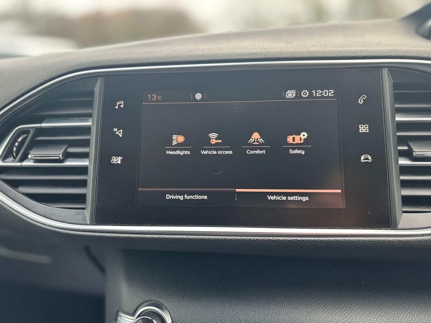 Used Peugeot 308 2017 for sale - 76887409: Photo 22