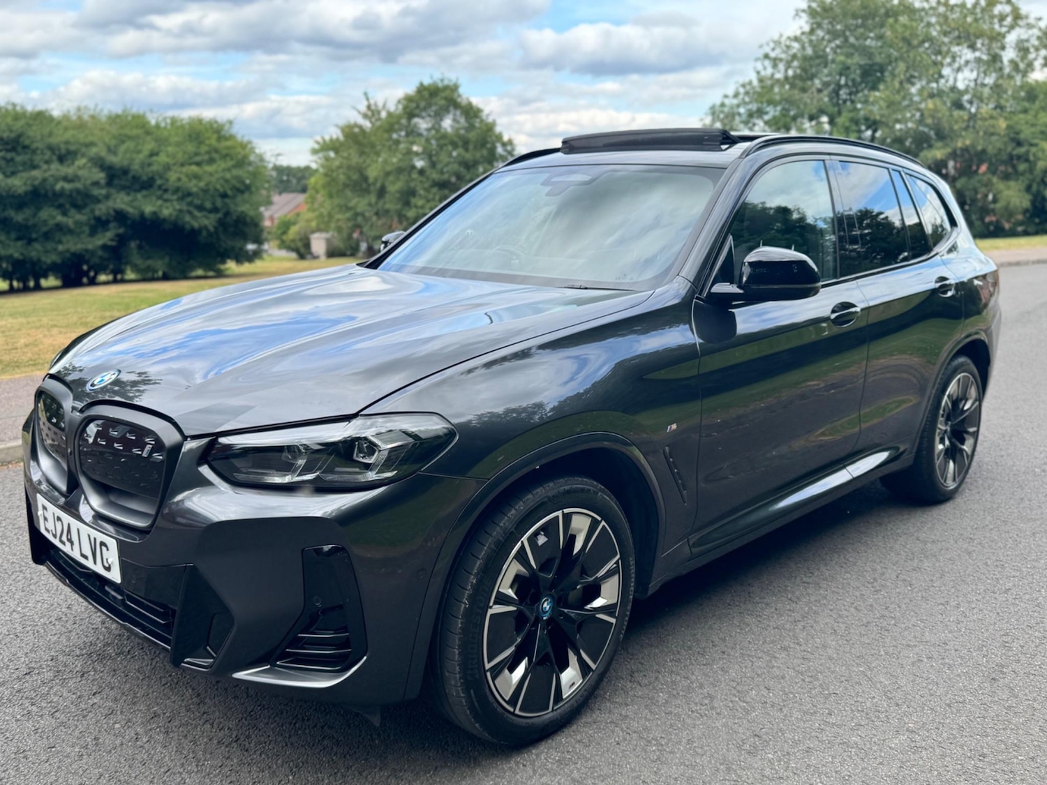 Used BMW iX3 2024 for sale - 76382578: Photo 3