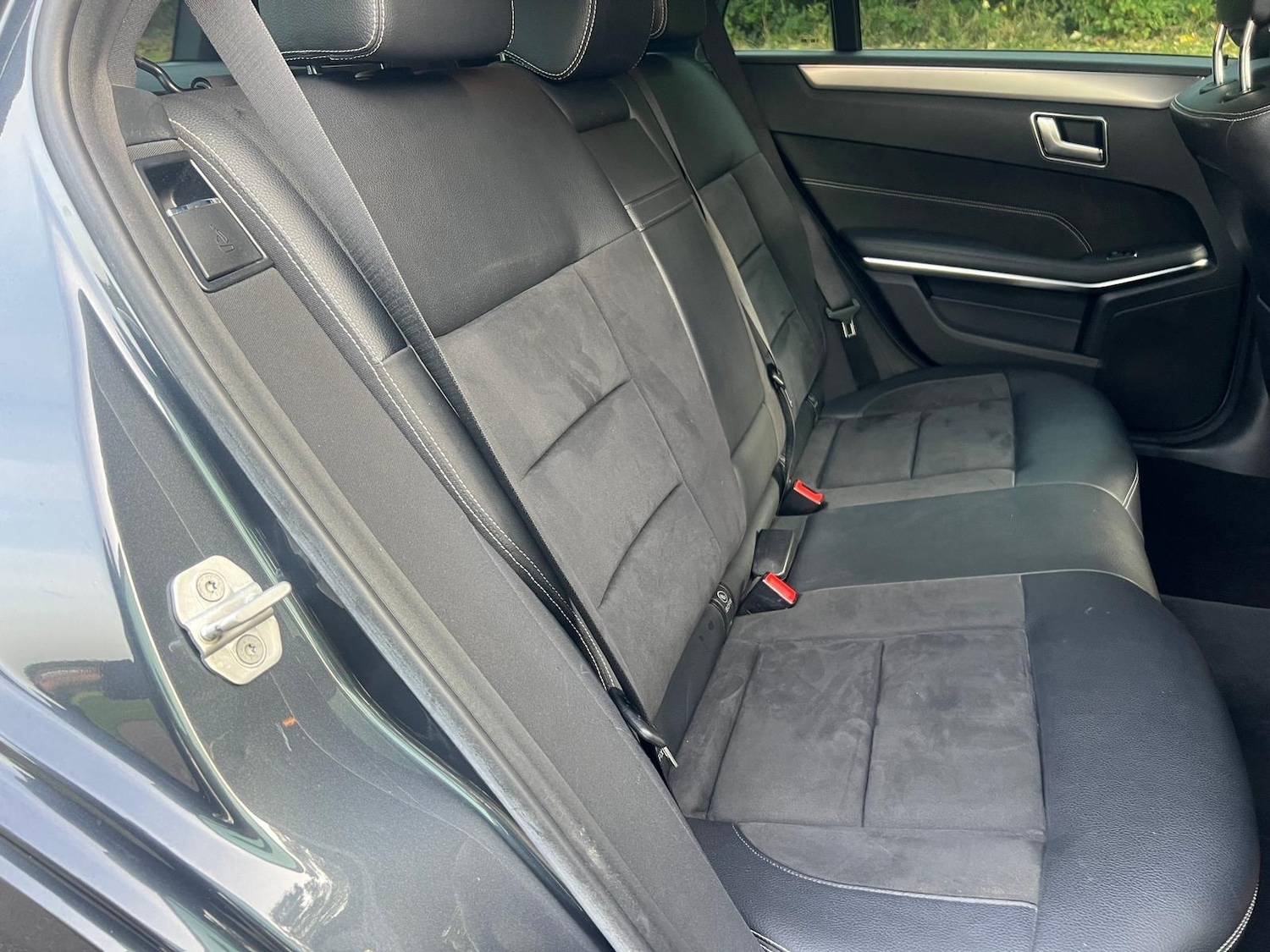 Used Mercedes-Benz E Class 2013 for sale - 76382579: Photo 14