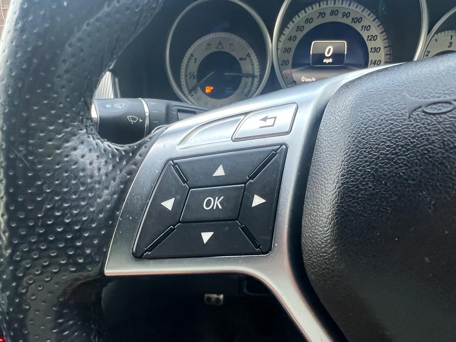 Used Mercedes-Benz E Class 2013 for sale - 76382579: Photo 20