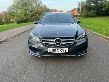 Used Mercedes-Benz E Class 2013 for sale - 76382579: Photo