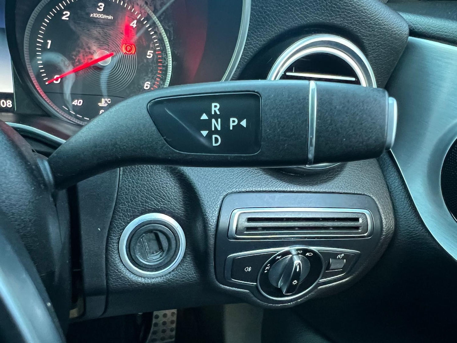 Used Mercedes-Benz C Class 2016 for sale - 76382577: Photo 24