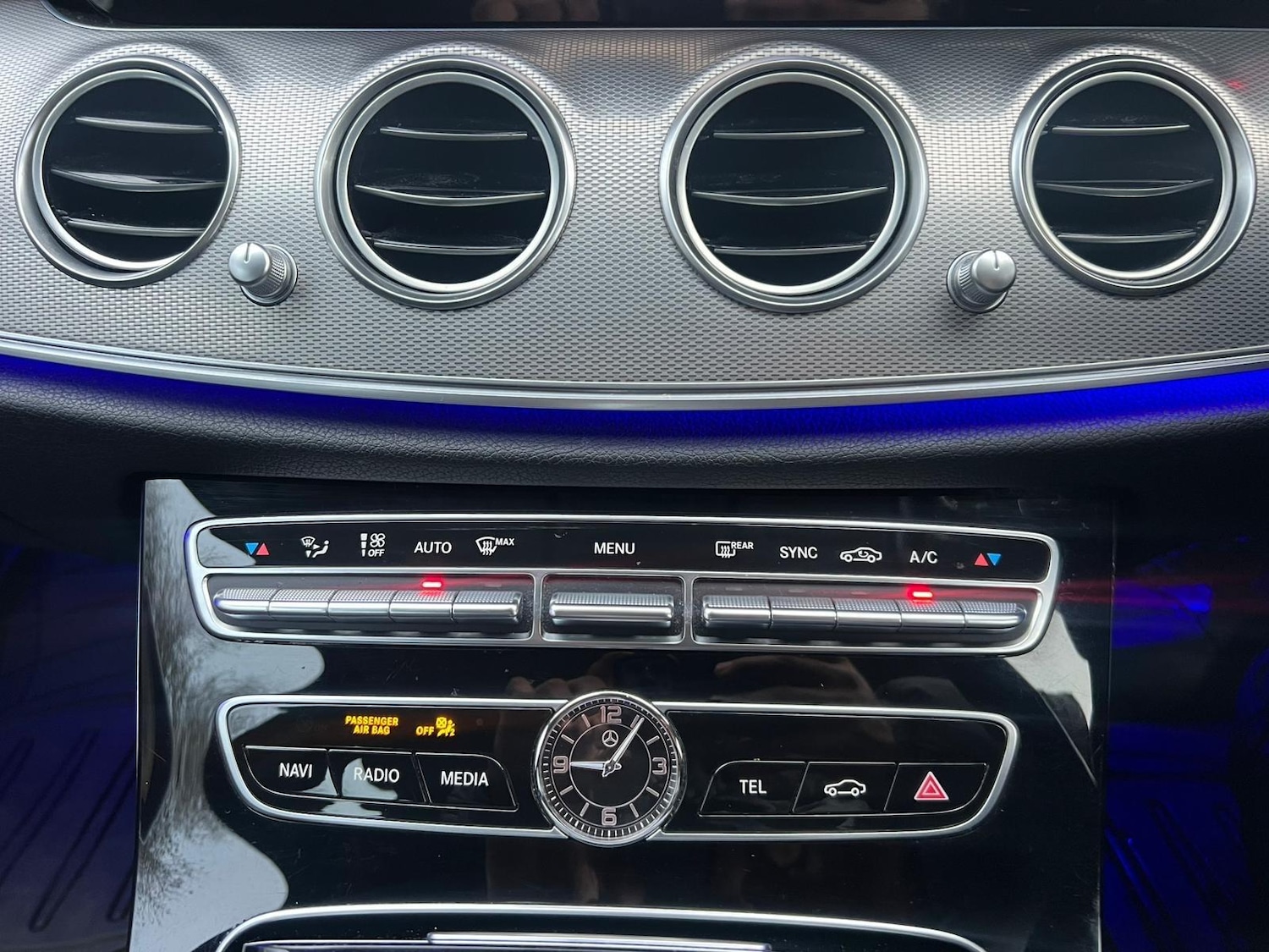 Used Mercedes-Benz E Class 2018 for sale - 77315472: Photo 32