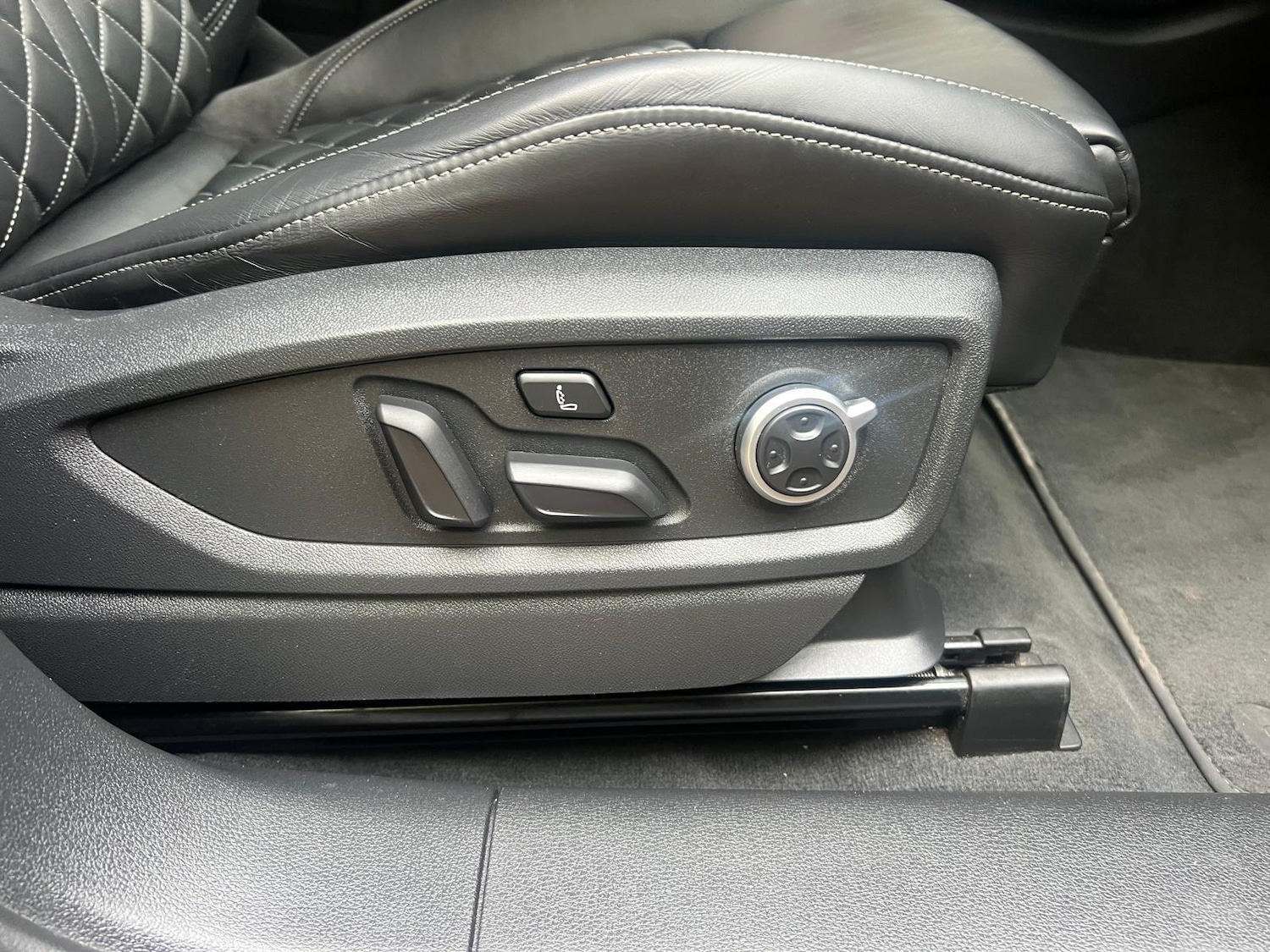 Used Audi Q5 2020 for sale - 76382595: Photo 26