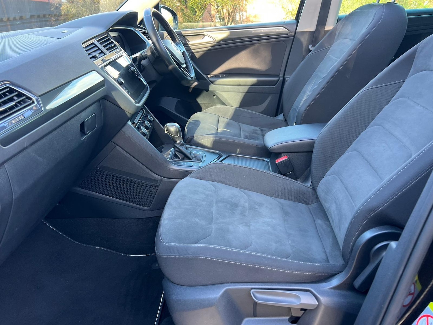 Used Volkswagen Tiguan 2019 for sale - 76671194: Photo 11