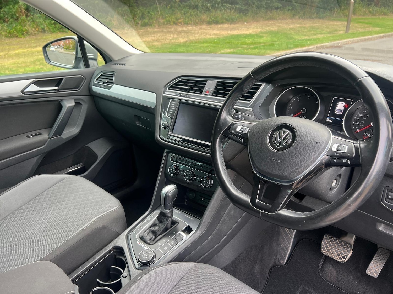 Used Volkswagen Tiguan 2017 for sale - 76988571: Photo 14