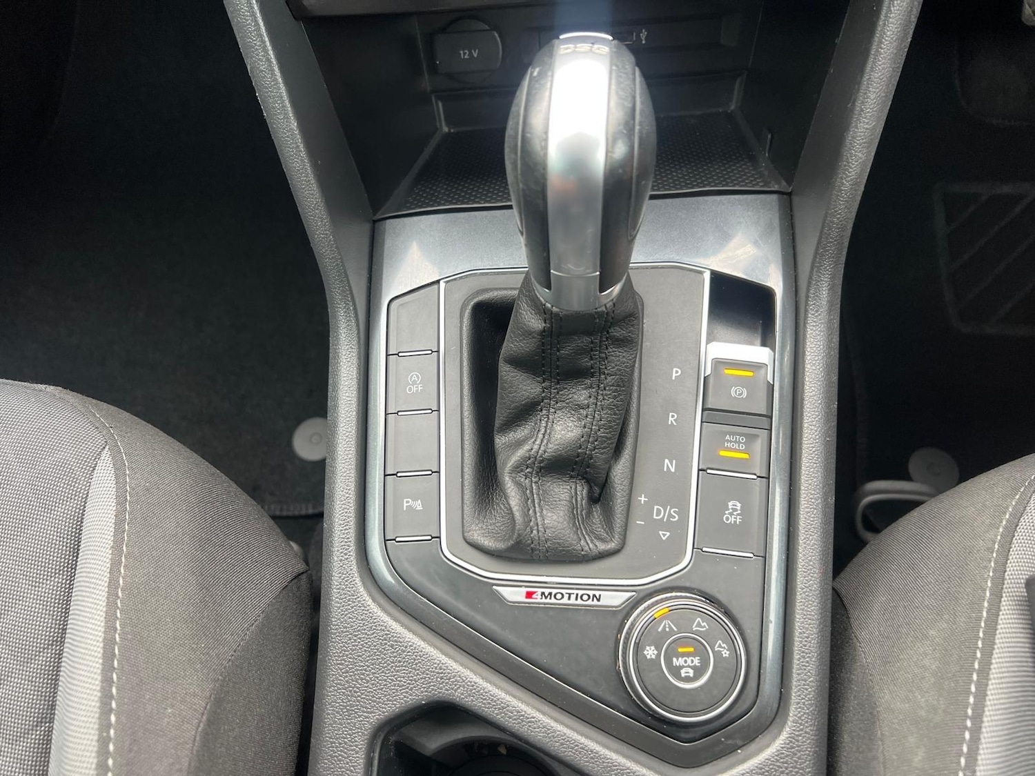 Used Volkswagen Tiguan 2017 for sale - 76988571: Photo 28