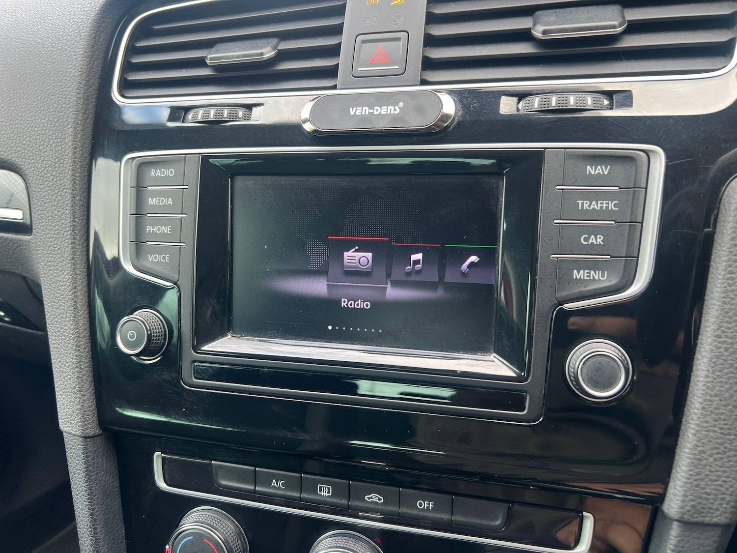 Used Volkswagen Golf 2014 for sale - 78006640: Photo 21