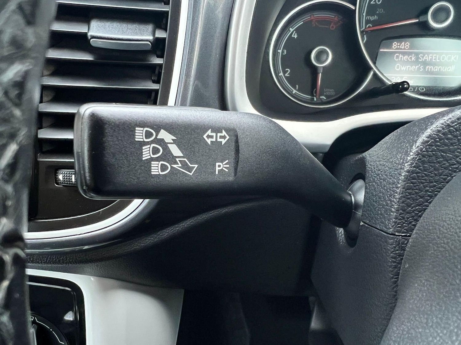 Used Volkswagen Beetle 2017 for sale - 77016814: Photo 22