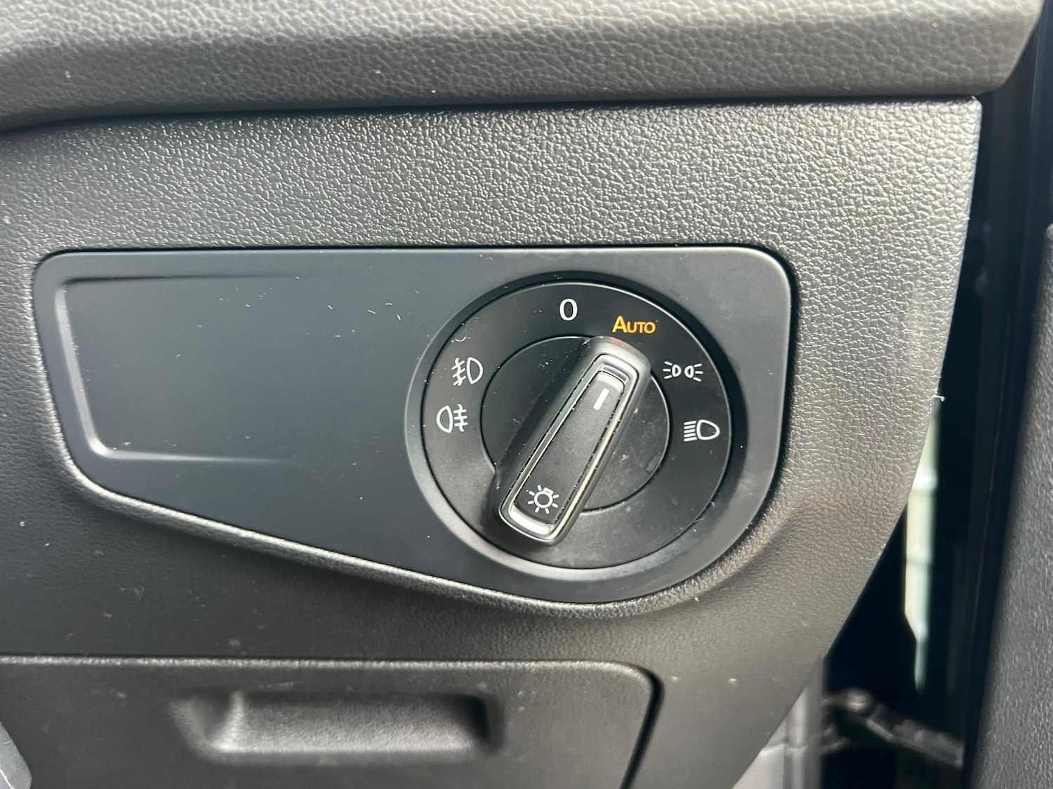 Used Volkswagen Tiguan 2018 for sale - 77315309: Photo 34