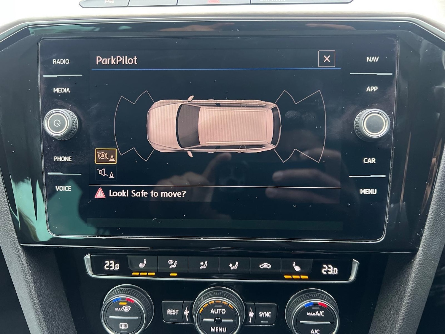 Used Volkswagen Passat 2018 for sale - 76456830: Photo 21