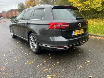 Used Volkswagen Passat 2018 for sale - 76456830: Photo