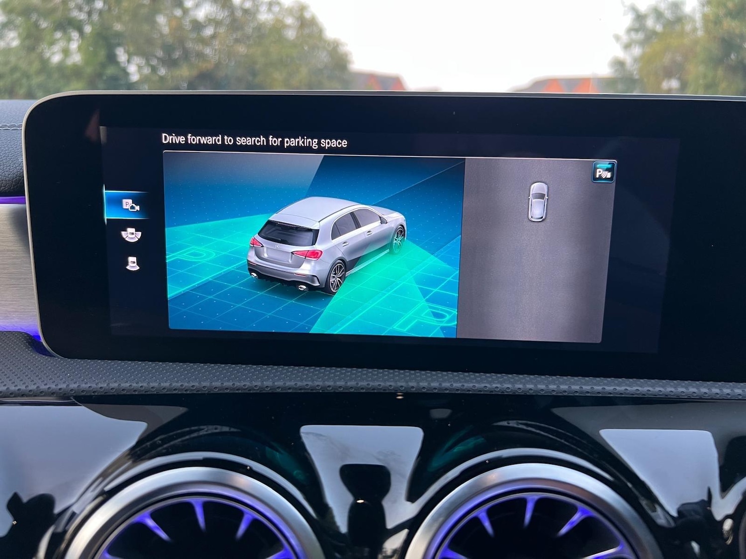 Used Mercedes-Benz A-Class 2019 for sale - 76382586: Photo 24