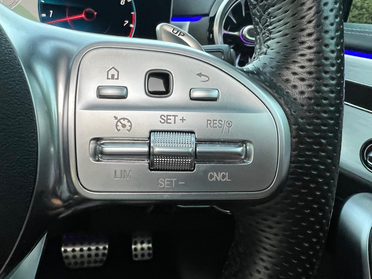 Used Mercedes-Benz A-Class 2019 for sale - 76382586: Photo 32