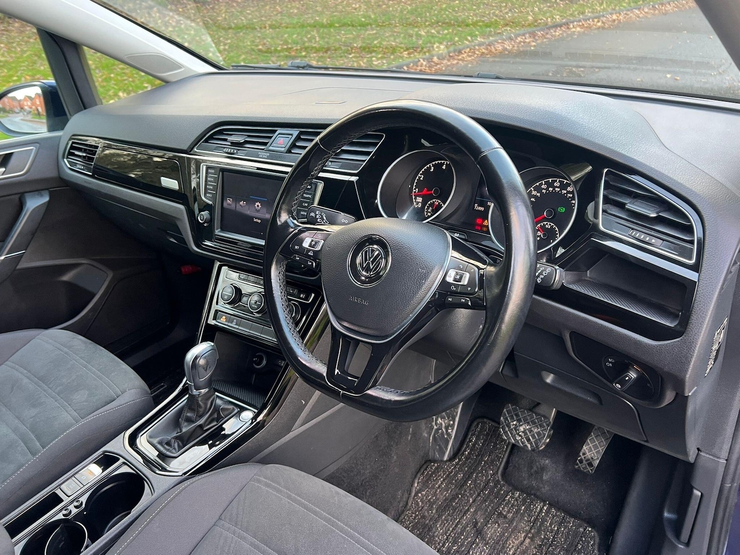 Used Volkswagen Touran 2025 for sale - 77066503: Photo 20