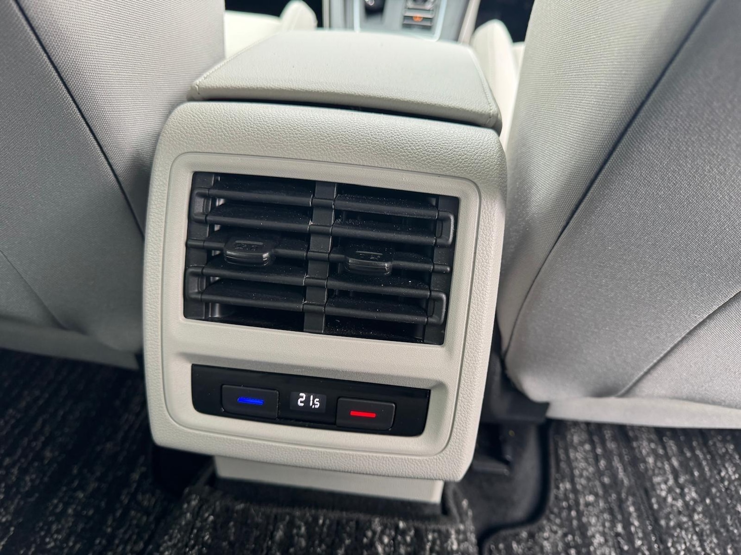 Used Volkswagen Golf 2024 for sale - 78071866: Photo 38