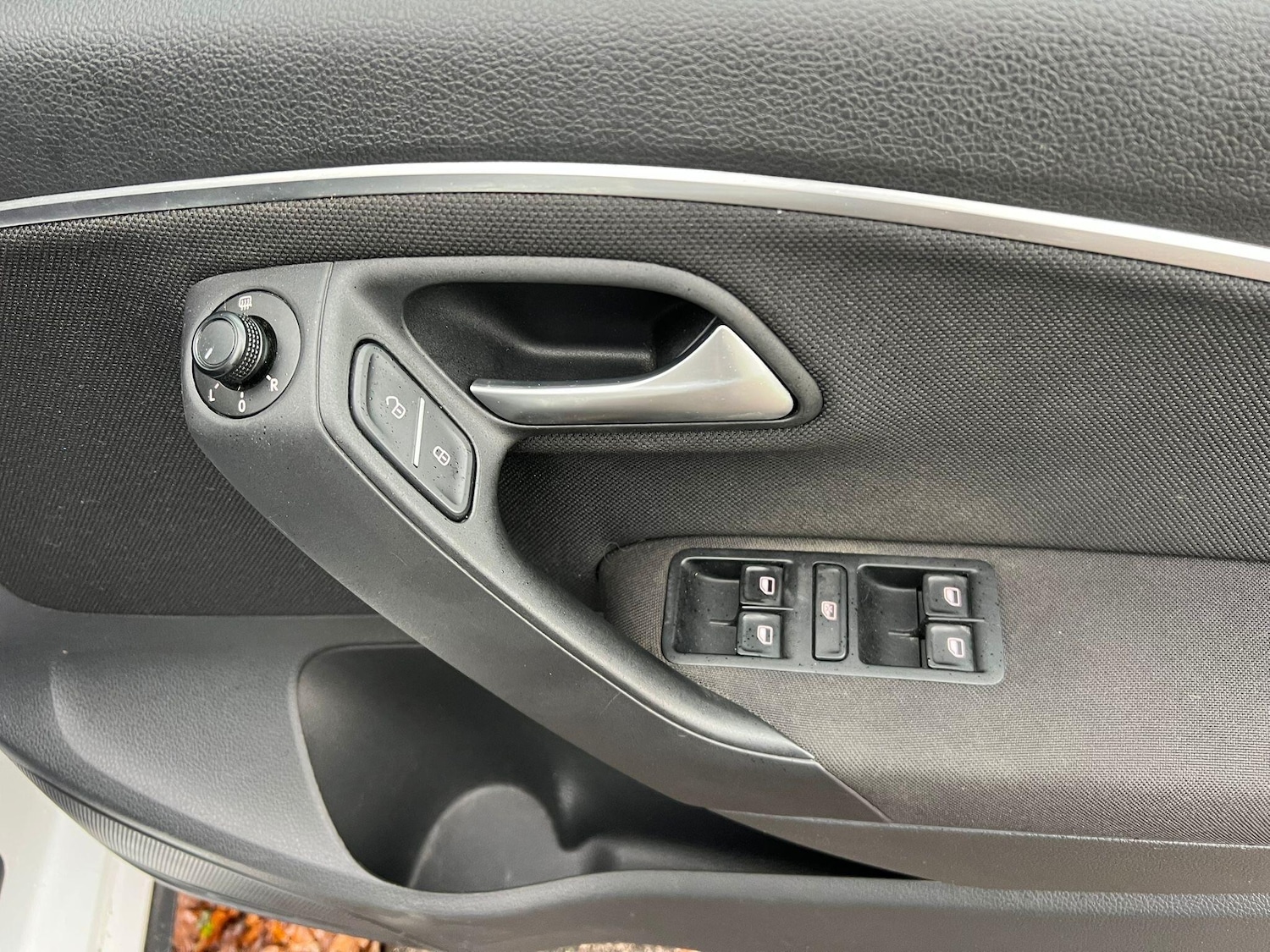 Used Volkswagen Polo 2016 for sale - 76597156: Photo 28